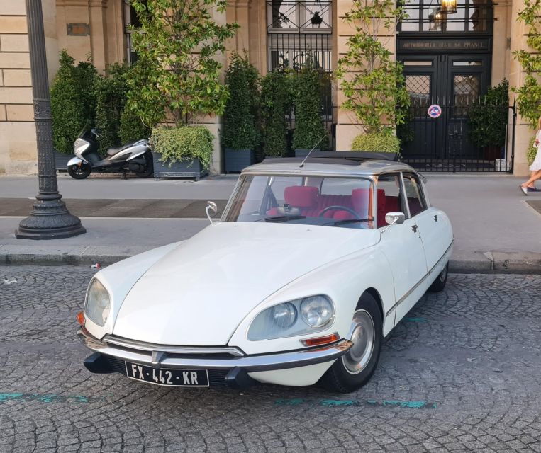 Paris: City Discovery Tour by Vintage Citroën DS Car - Riding a Vintage Citroën DS through Paris streets