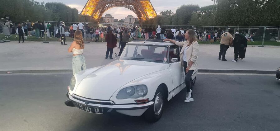 Paris: City Discovery Tour by Vintage Citroën DS Car - Place de la Concorde and the return to Paris