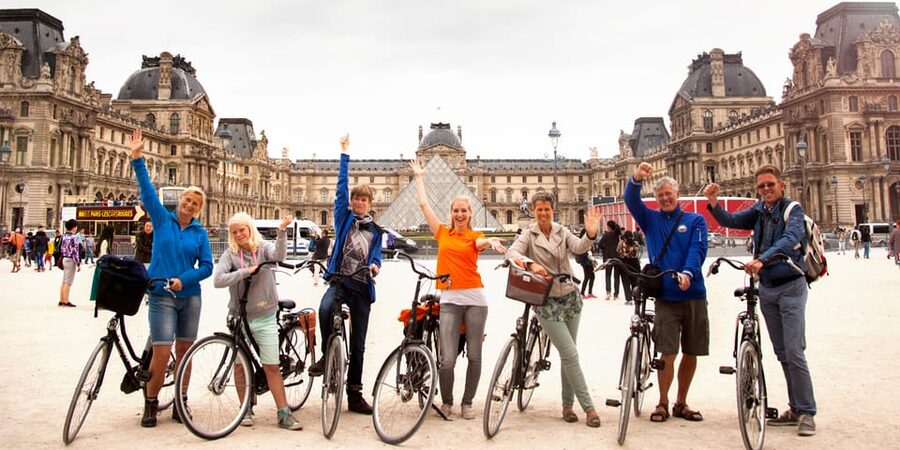 Paris: City Highlights Bike Tour - How the Guides Make or Break the Tour