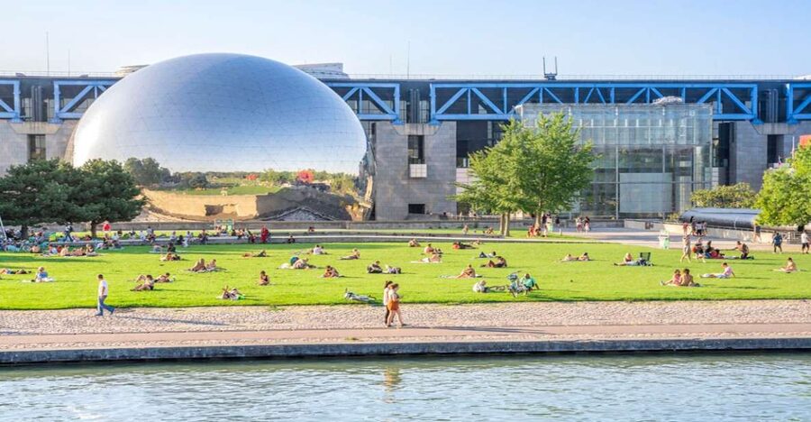 Paris: City of Science and Industry Museum Entry Ticket - Getting there and choosing the best time window