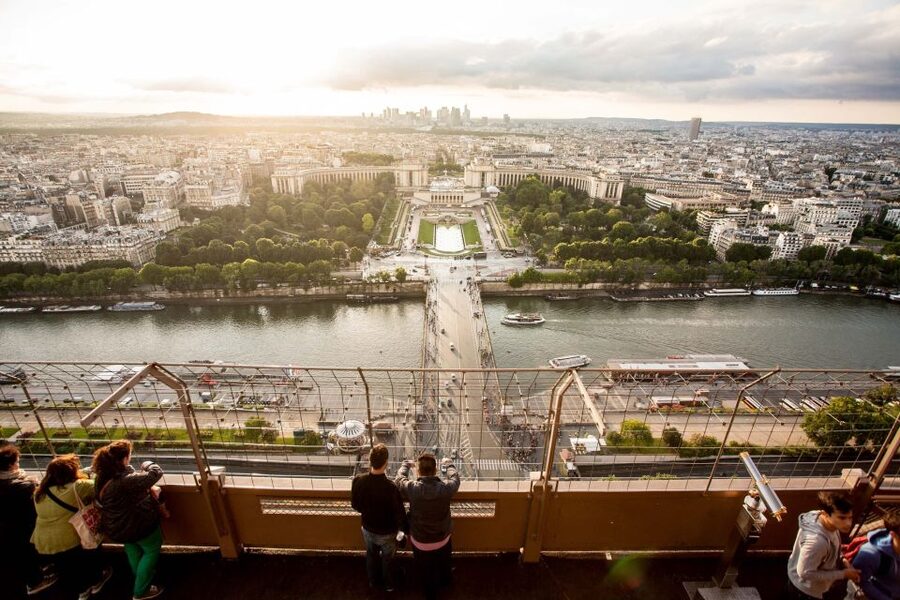 Paris: City Tour by Bus with Eiffel Tower & Optional Summit - Who this night bus and Eiffel Tower plan is best for