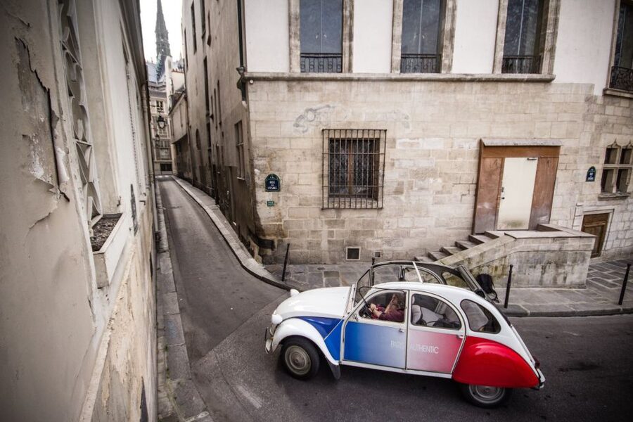 Paris: Classic Sites Tour by Vintage Citroen 2CV - What makes this 2-hour classic 2CV tour worth your time