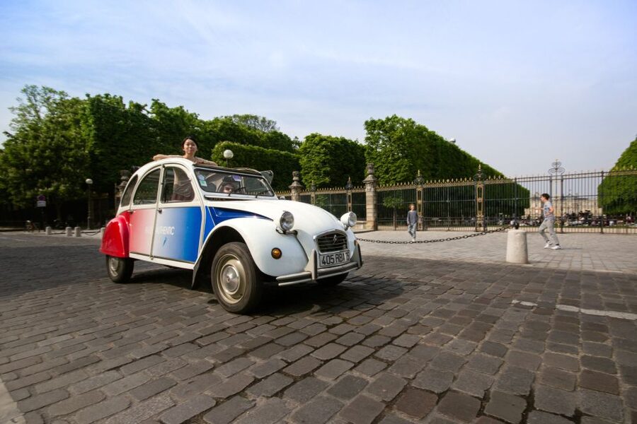 Paris: Classic Sites Tour by Vintage Citroen 2CV - Key highlights you’ll feel fast