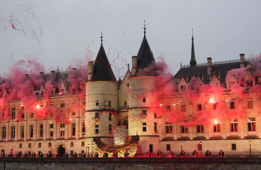 Paris: Conciergerie Ticket with Histopad - Entering the Visit Zone: Meeting Point, Timing, and Practical Limits