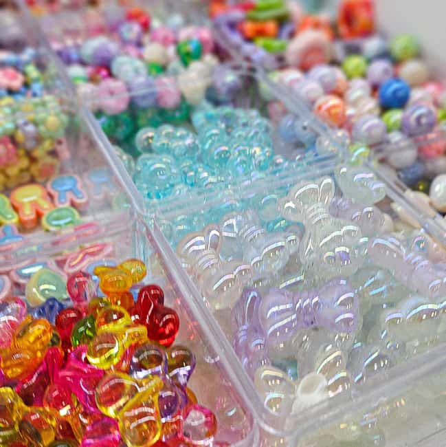 Paris: Create your phone strap, bag or keychain - Instructor help in English, French, or Russian