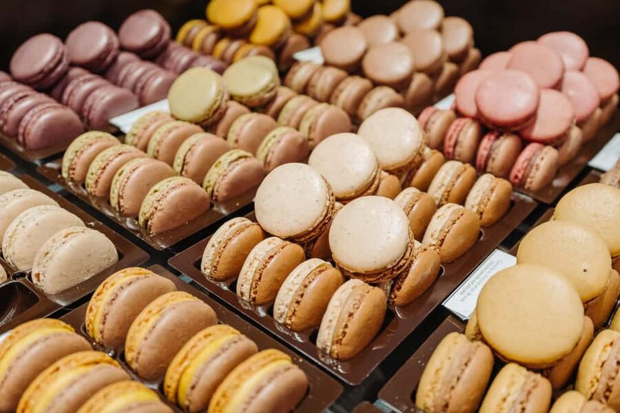 Paris Culinary Tour: 11 Tastings & 2 Wines in Le Marais - Starting at Poilâne: Croissant First, Always