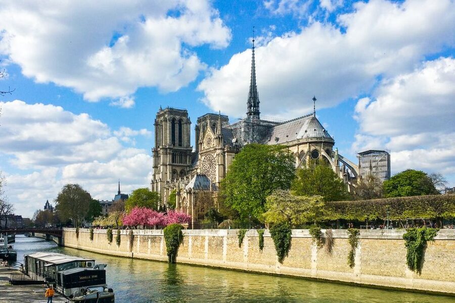 Paris: Day or Sunset Cruise with Drink, Ice Cream or Dessert - Who this Seine cruise suits best