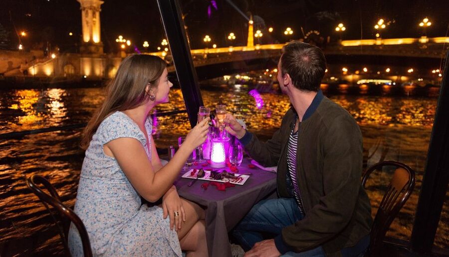 Paris: Dinner Cruise on the Seine and Eiffel Tower 2nd floor - Rules That Matter: Luggage, Strollers, and Wheelchairs