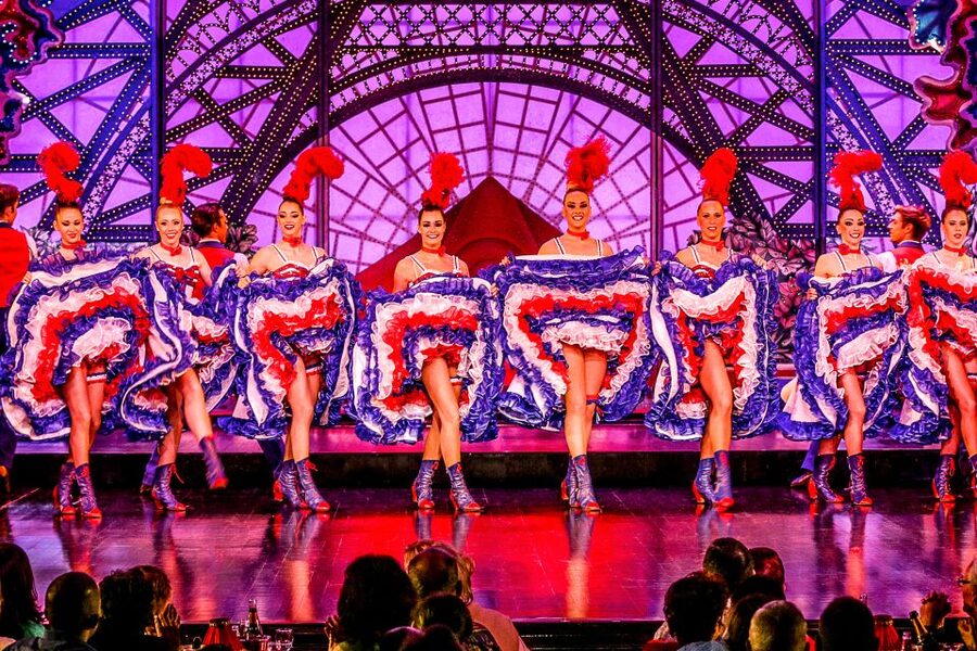 Paris: Dinner Show at the Moulin Rouge - Menus by Date: What You Might Taste (and What Changes Seasonally)