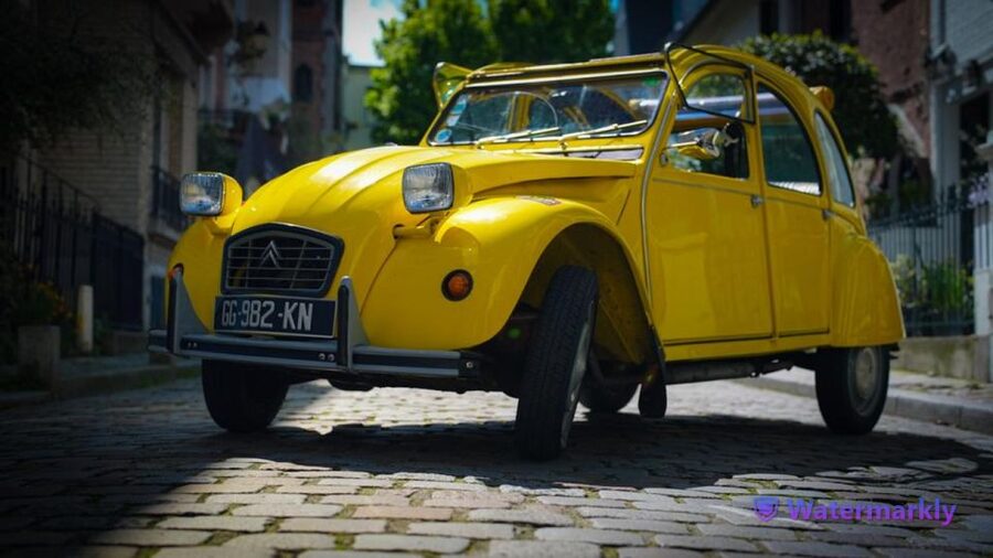Paris: Discover Paris 2CV - Eiffel Tower stop: quick look, good photos, and a better perspective