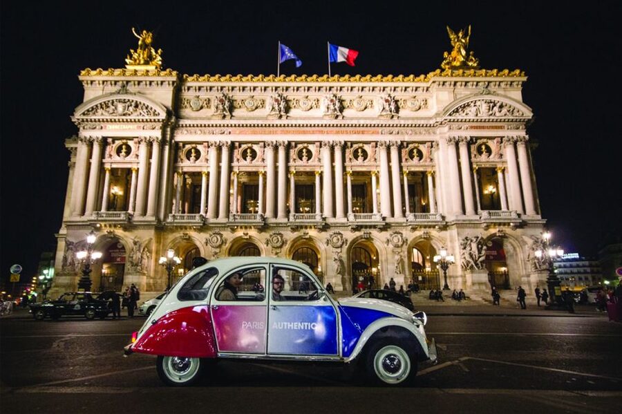 Paris: Discover Paris by Night in a Vintage Car with a Local - Pacing, personalization, and what guides like Alain and Thomas do well