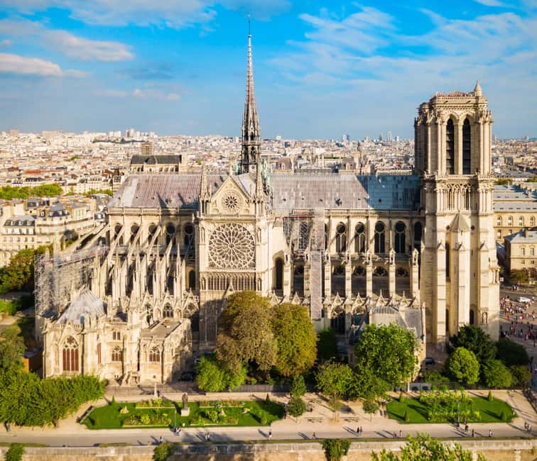 Paris: Early Access Notre Dame Cathedral Walking Tour - Entering Notre Dame Cathedral after the €1 billion restoration