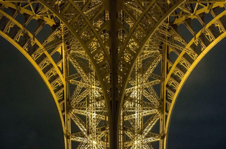 Paris: Early Dinner at Madame Brasserie in the Eiffel Tower - Practical tips before you go (so your evening stays smooth)