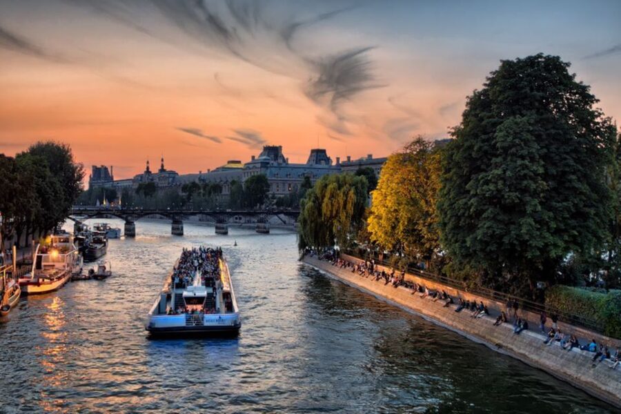 Paris: Eiffel Lunch, 2nd Floor or Summit Ticket & Cruise - Price and value: what you pay for at about $185 per person