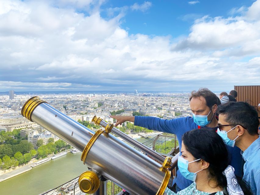 Paris: Eiffel Tower 2nd Floor Access or Summit Access - How the guide makes the Eiffel Tower easier to enjoy