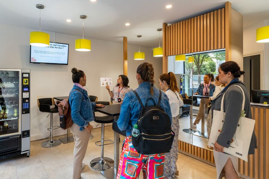 Paris: Eiffel Tower 2nd Floor or Summit Access - Where the Tour Starts (And Why It Matters): GetYourGuide Shop on Avenue Suffren