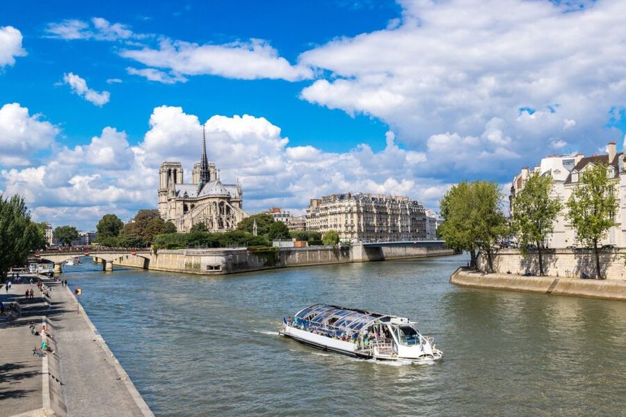 Paris: Eiffel Tower Access and Seine River Cruise - Unlimited time on the tower: how to use it well