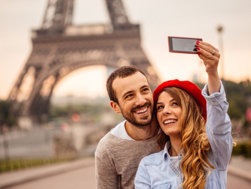 Paris: Eiffel Tower Access w/ Audioguide and Optional Cruise - Entering the Eiffel Tower faster at Place de Sydney