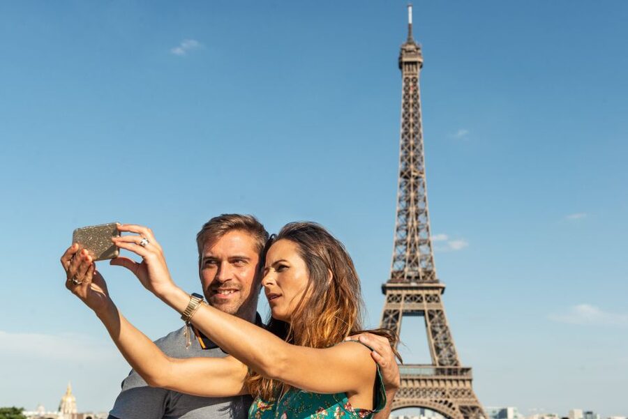 Paris: Eiffel Tower Access w/ Audioguide and Optional Cruise - How the 150-minute duration usually plays in real life