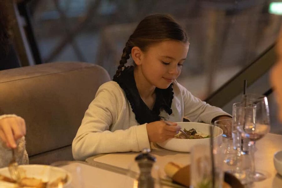 Paris: Eiffel Tower Dining, Gustave Menu at Madame Brasserie - Who this Eiffel Tower dining experience suits best