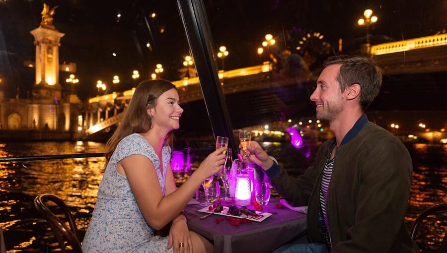Paris: Eiffel Tower, Dinner Cruise and Moulin Rouge Show - Smart-casual checklist and the small rules that can ruin your evening
