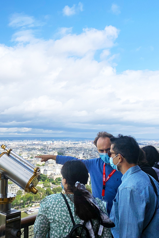 Paris: Eiffel Tower Elevator 2nd Level and Summit Access - The ride back down: 1st floor and the glass-floor option