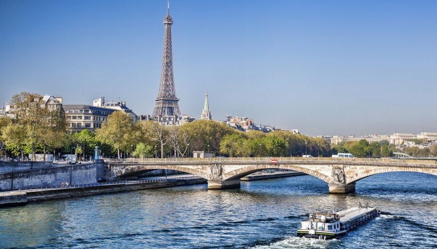 Paris: Eiffel Tower Hosted Tour, Seine Cruise and City Tour - Who This Tour Fits Best (And Who Should Rethink It)