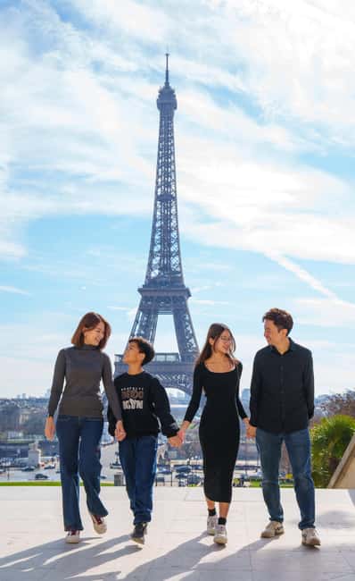 Paris: Eiffel Tower Photoshoot with a Professional - Who this is best for, and the one accessibility note to confirm