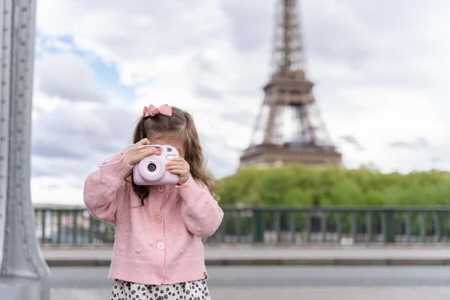 Paris: Eiffel Tower Premium Photoshoot - The Photographer’s Job: Making You Look Natural in Front of the Eiffel Tower
