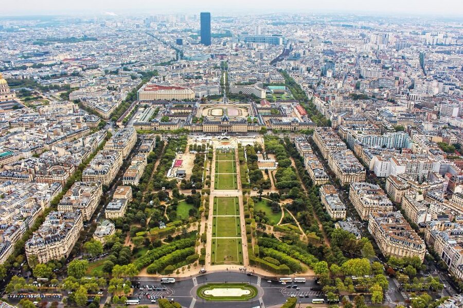 Paris: Eiffel Tower Stairs Climb to Level 2 & Summit Option - Timing and Waiting: Expect Security Lines and a Ticket Desk Queue