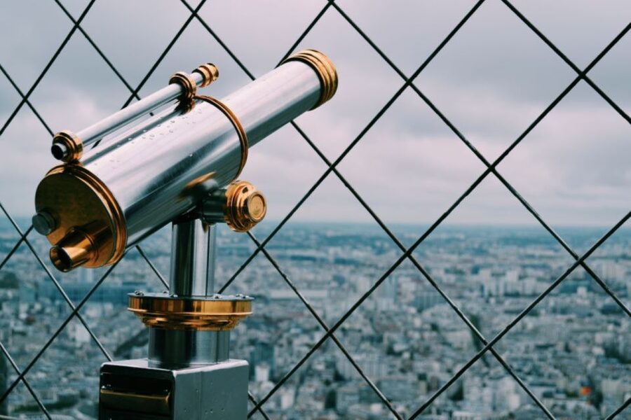 Paris: Eiffel Tower Summit Floor Ticket & Seine River Cruise - The Most Praised Touch: Hosts Who Keep It Calm