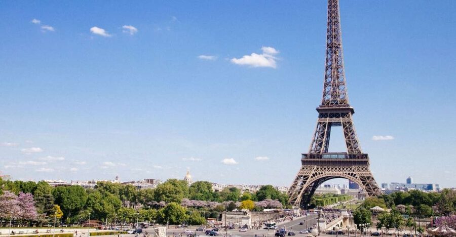 Paris: Eiffel Tower Summit Floor Ticket & Seine River Cruise - Moving Through Eiffel Tower Security and Up to the 2nd Floor