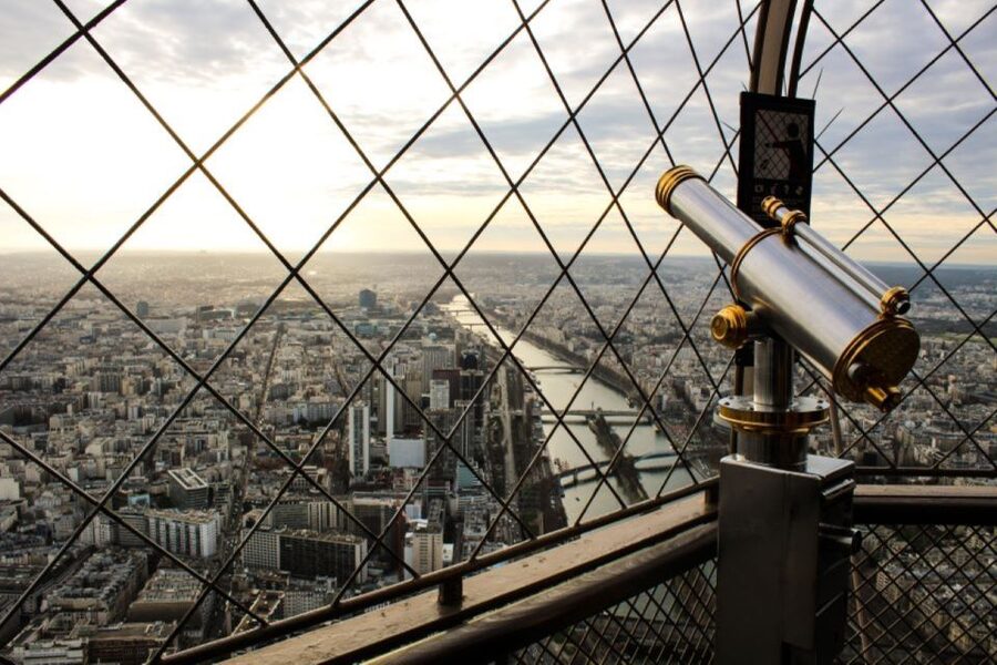 Paris: Eiffel Tower Summit Floor Ticket & Seine River Cruise - Summit Views: What You Actually Get From the Top