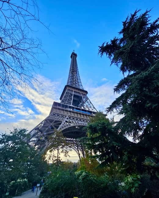Paris: Eiffel Tower Summit or Second Floor Guided Tour - Meeting point at 2 Av. Elisée Reclus, and what to do first