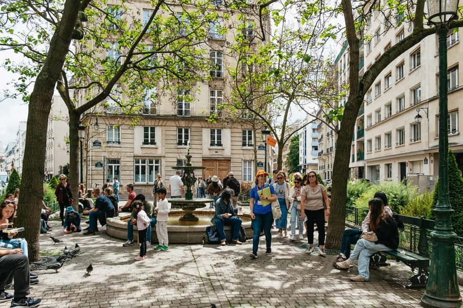 Paris: Emily TV Show Locations Guided Walking Tour - Avenue de lOpera to Rue de Richelieu: Where the Walk Turns Into a Photo and Fashion Lesson