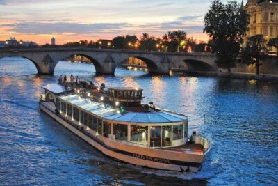Paris en Scene 3 Course Seine River Dinner Cruise
