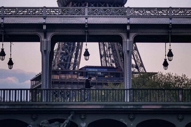 Paris en Scene 3 Course Seine River Dinner Cruise - Common trade-offs, when this cruise might not be your best choice