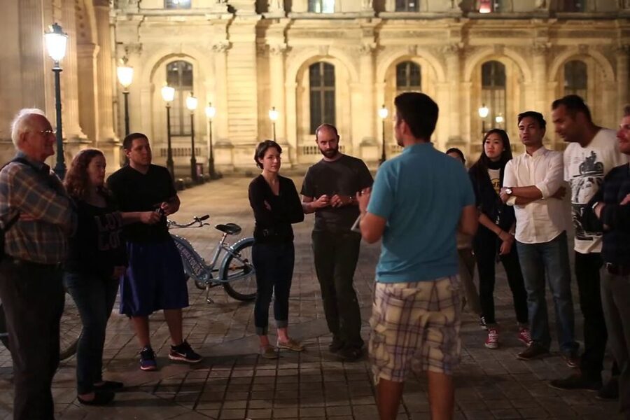 Paris: Evening Bike and Boat Tour - Eiffel Tower at night, with time to actually look