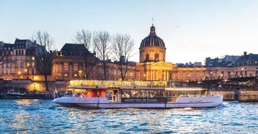 Paris: Evening River Cruise with Music - Entering The Seine Night Scene From Port de Sufren