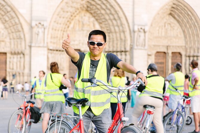 Paris Evening Snapshot Bike Tour - Seine Side Views and the Académie Française Moment