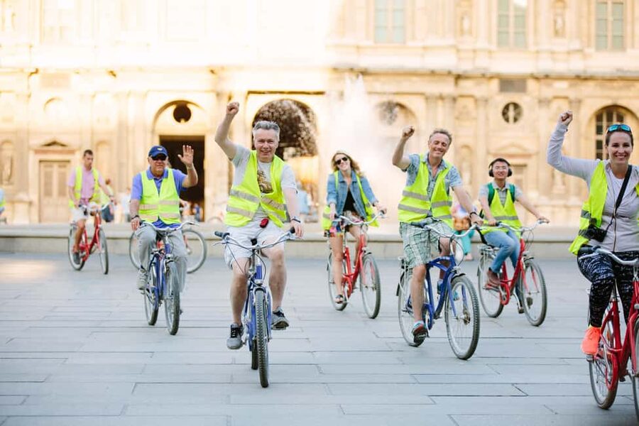 Paris Evening Snapshot Bike Tour - What You Need to Bring (and What the Night Will Demand)