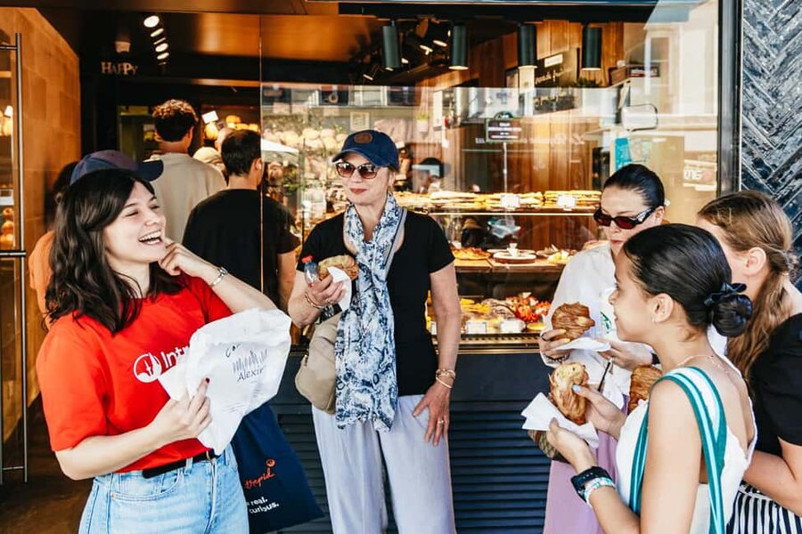 Paris: Explore Montmartre’s Hidden Gems - Eco-minded tourism and food reality checks