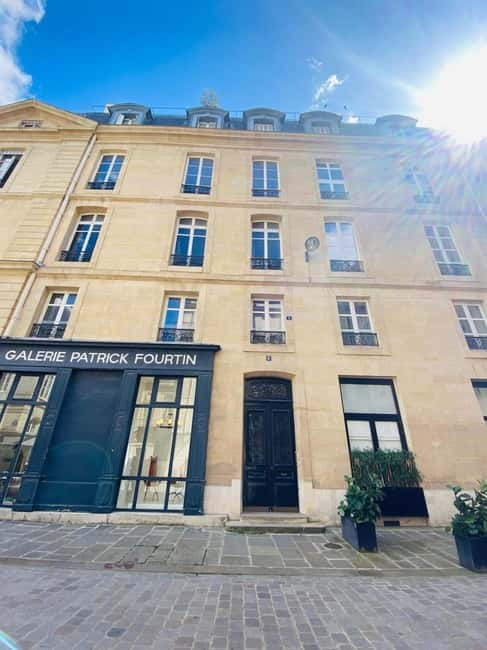Paris: Explore the City Like Emily Tour - Filming Locations - Guides make or break it, and this tour has strong ones
