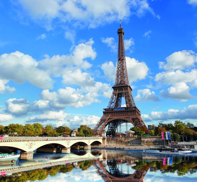 Paris: Family-Friendly River Seine Guided Cruise - What you’ll see during the hour, and how to make it click