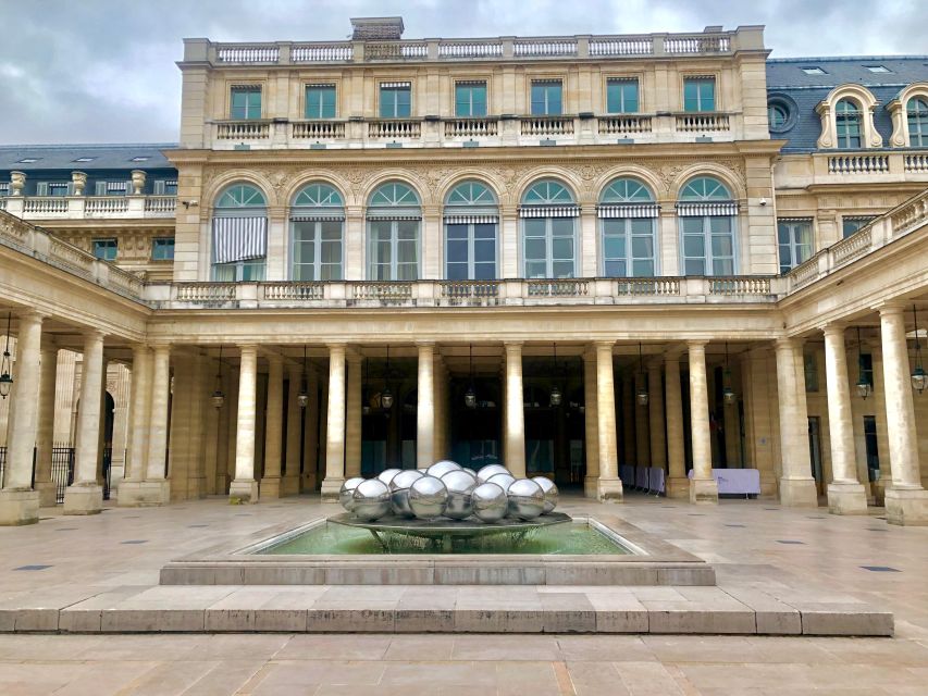Paris: Fashion History Walking Tour in the Heart of Paris - Rue du Faubourg-Saint-Honoré and fashion houses you recognize