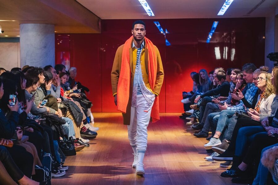 Paris: Fashion Show at Galeries Lafayette Haussmann - FAQ