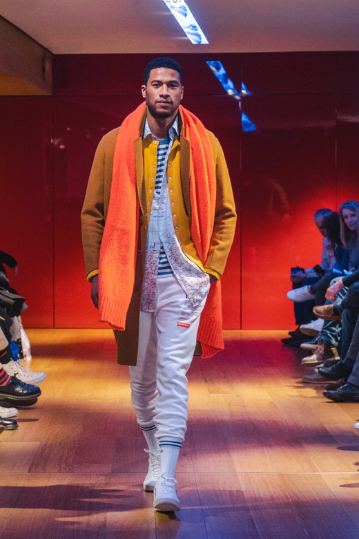 Paris: Fashion Show at Galeries Lafayette Haussmann - Fashion trends you can use for your trip (not just admire)