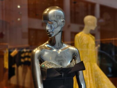 Fashion Week Haute Couture Walking Tour