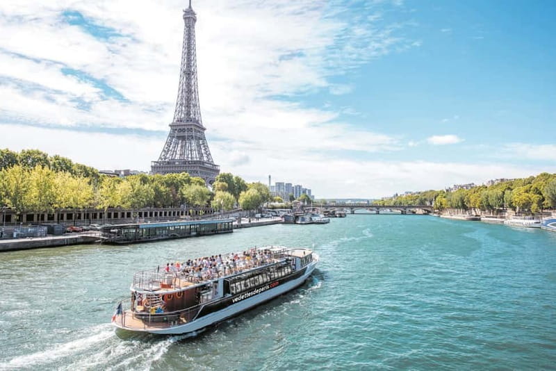 Paris: Fast-Access Seine River Cruise from Eiffel Tower - Where the live guide stories matter (a lot)