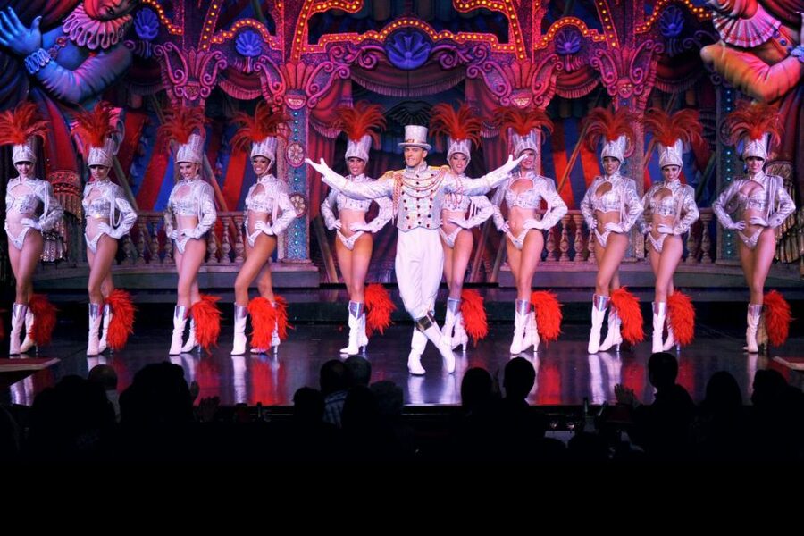 Paris: First Show Moulin Rouge with Champagne & Seine Cruise - Should you book the ParisCityVision First Show Moulin Rouge with Champagne and Seine Cruise?